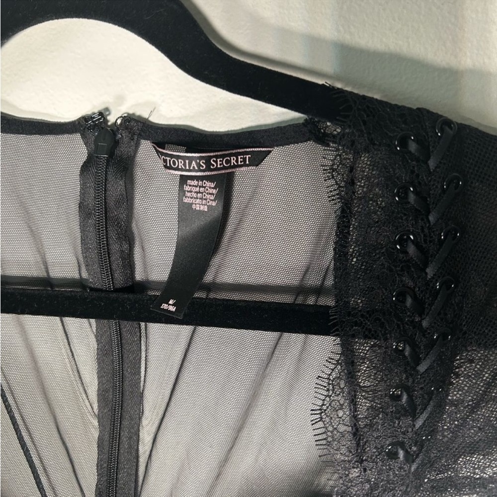 Victoria secret lace gothic mesh bodysuit M - Picture 4 of 4